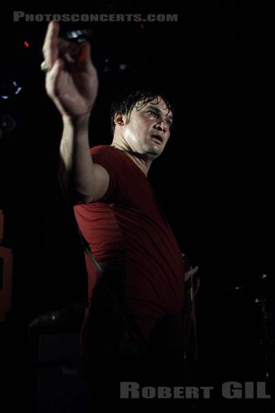 AND YOU WILL KNOW US BY THE TRAIL OF DEAD - 2013-04-17 - PARIS - La Maroquinerie - Conrad Keely